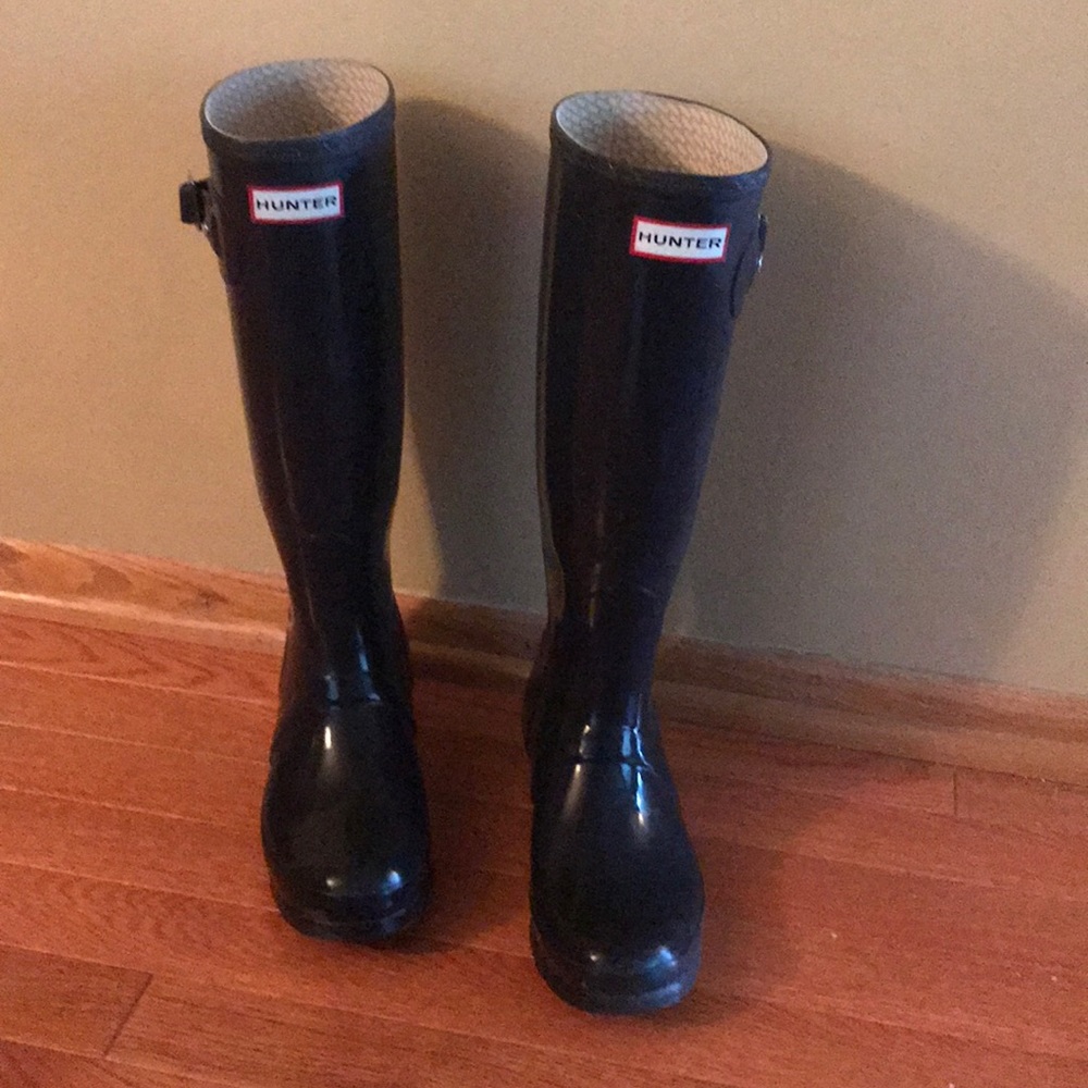 Navy Hunter boots